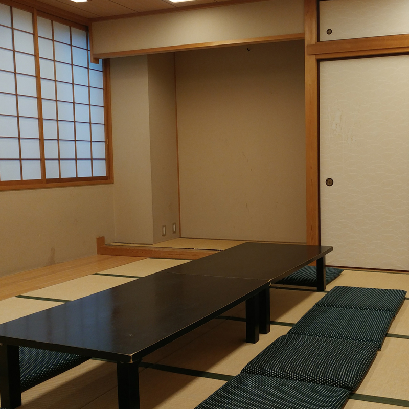 大阪市立鶴見斎場控室２