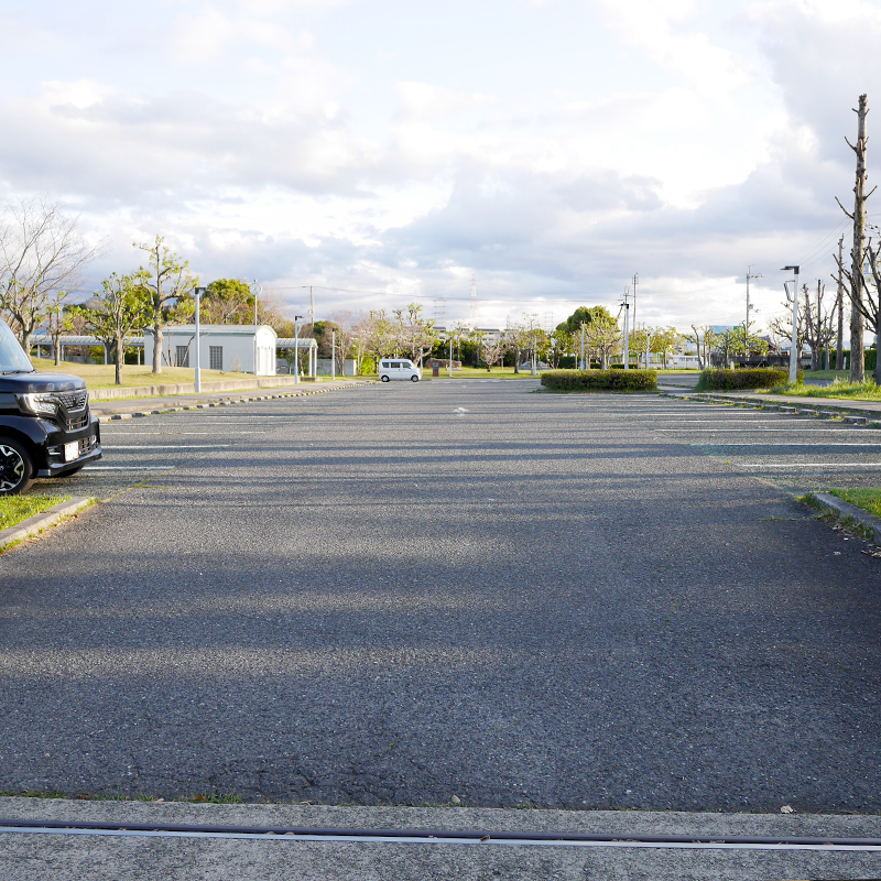 大阪市立瓜破斎場駐車場１