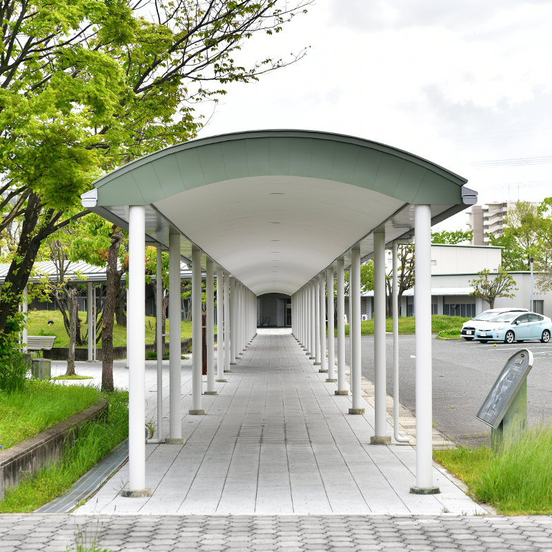 大阪市立瓜破斎場駐車場３