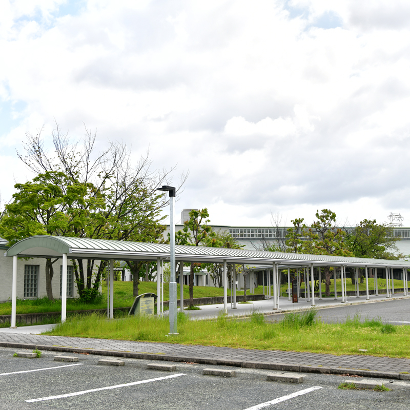 大阪市立瓜破斎場駐車場２